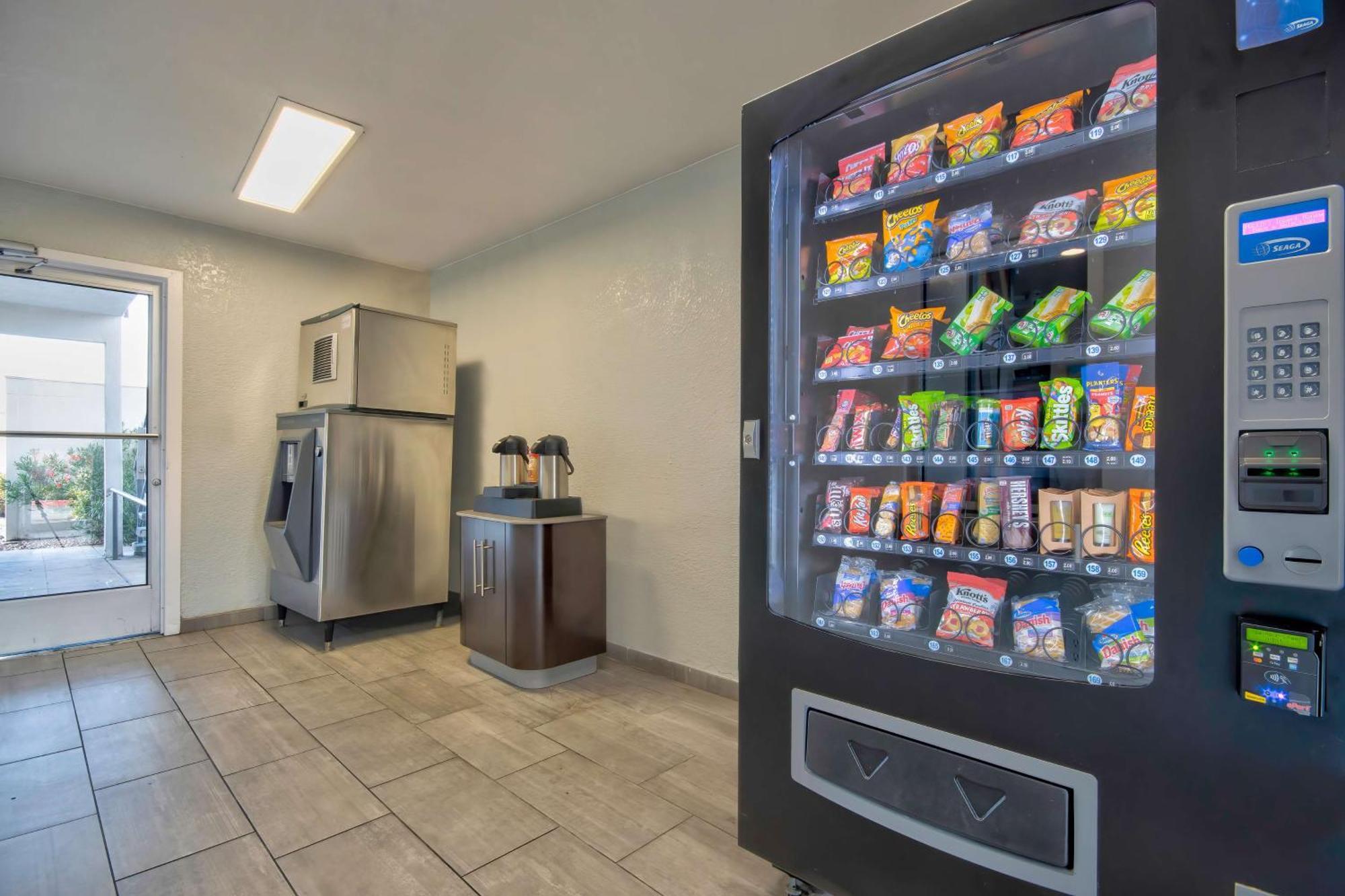 Motel 6-Albuquerque, Nm - Midtown Экстерьер фото