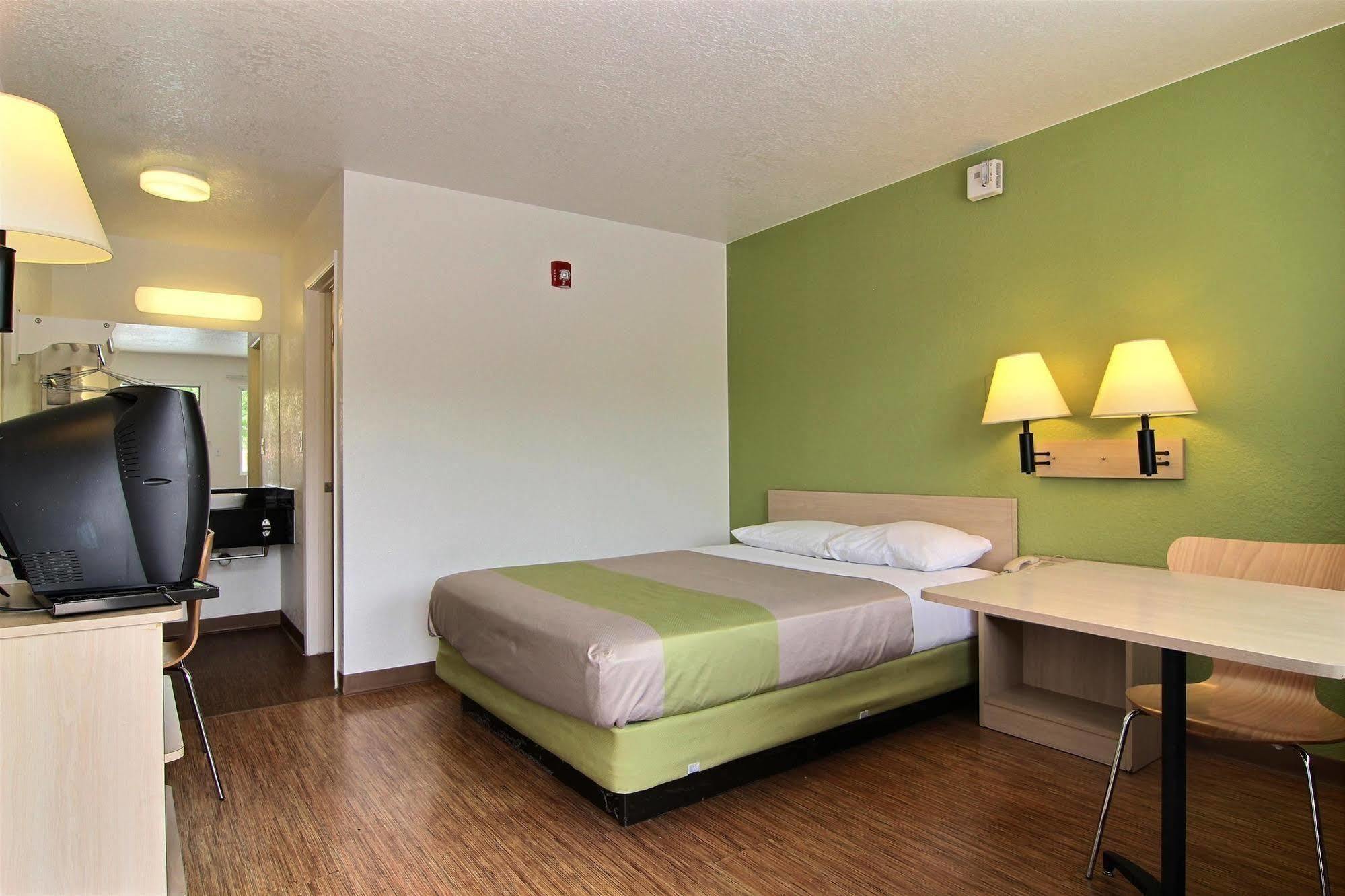 Motel 6-Albuquerque, Nm - Midtown Экстерьер фото